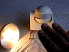 Bricolaje de electricidad - instalar un sensor de movimiento - foto disparando el sensor de movimiento por infrarrojos