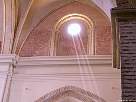 rayos de luz en la iglesia