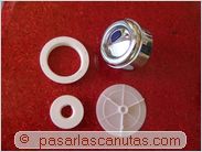 bricolaje de fontaneria - piezas del nuevo pulsador