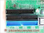 foto de conectores de disquetera y discos IDE  - ensamblaje de un pc - montar una placa base
