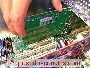 foto de insertar tarjeta de televisi�n - Partes de un pc - montar tarjeta tv