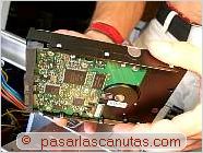 foto de instalacion de un disco duro - Ensamblaje de un pc - instalar disco duro