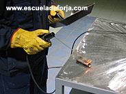 Bricolaje en Hierro forjado: cebando el equipo de soldar