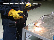 Bricolaje en Hierro forjado: tu primer punto de soldadura con electrodo