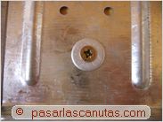 instalar aire acondicionado split - tornillo y arandela