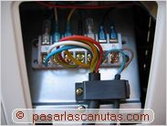 instalar aire acondicionado split - conexion de cables a unidad exterior