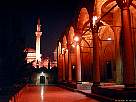 foto de Turqu�a: museo de Mevlana y mezquita del sult�n Selim en la ciudad de Konya, vista de noche