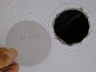Bricolaje - Instalar lampara halogena - foto de la plantilla y el agujero marcado