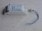 Bricolaje - Instalar lampara halogena - foto de transformador y z�calo de l�mpara hal�gena de 12 V.