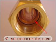 abocardador de bricolaje - abocardado asentado en la tuerca de uni&oacute;n