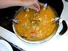 poniendo mejillones