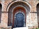 foto de puerta de la iglesia de Siresa