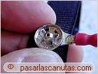 foto sujetando tapa de autom�tico en pulsera