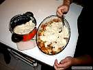 receta de cocina - poner bechamel sobre las patatas
