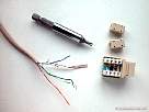 foto de roseta RJ45, �til chapucero dom�stico para insertar o hacer punch down de hilos UTP en roseta hembra RJ45, y cable un poco fino con un extremo conectorizado con macho RJ45 al modo T568B y el otro extremo con los hilos pelados
