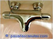 foto de descargador de un grifo termostatico